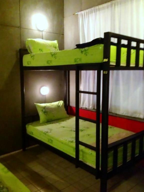 Win Backpacker Hostel Phuket Quarto foto